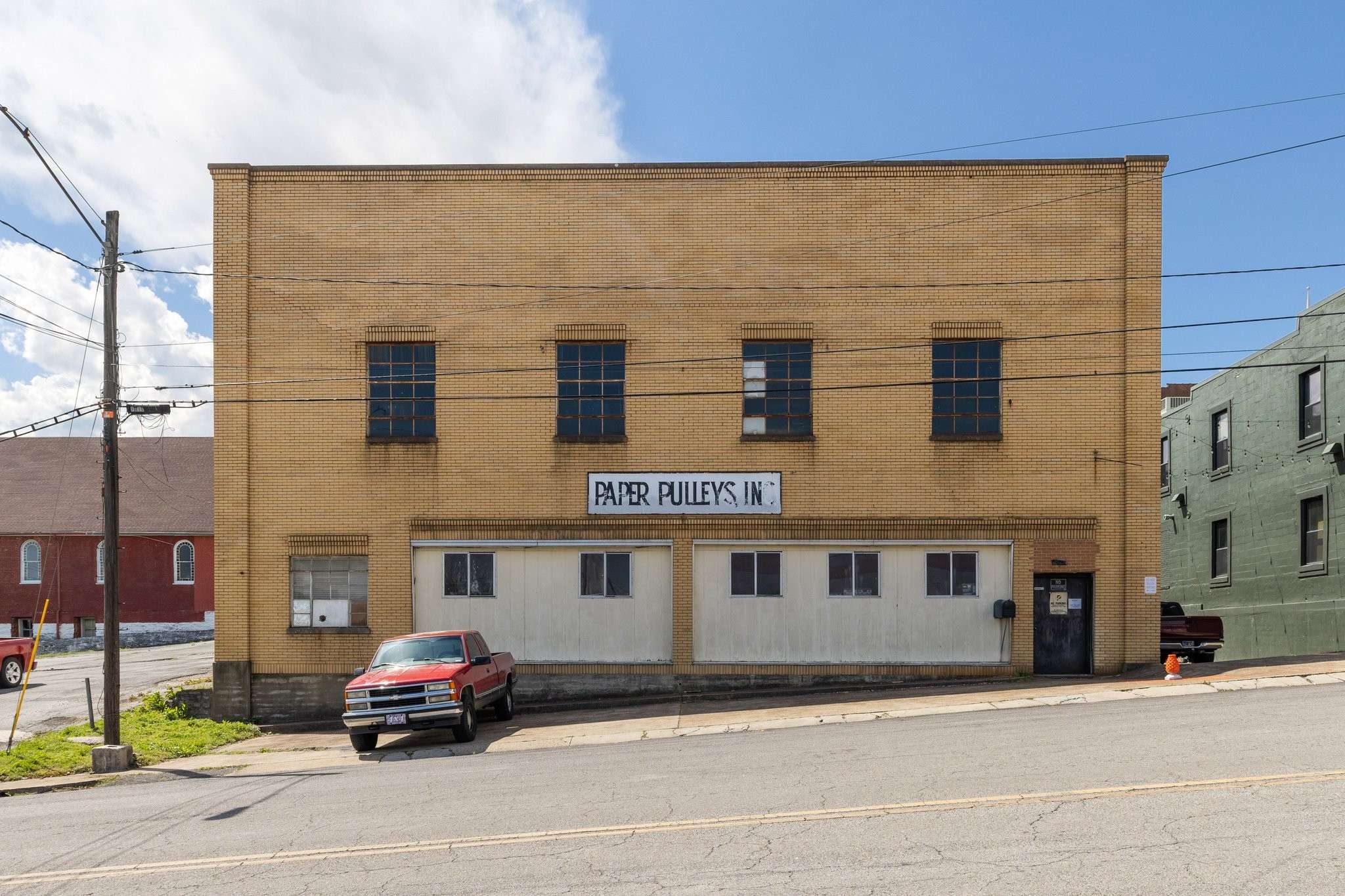 810 Woodland St, Columbia, TN 38401
