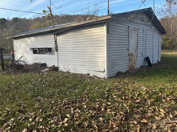 0 31 E Highway, Bethpage, TN 37022