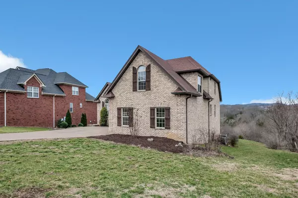 Hendersonville, TN 37075,131 Manor Way