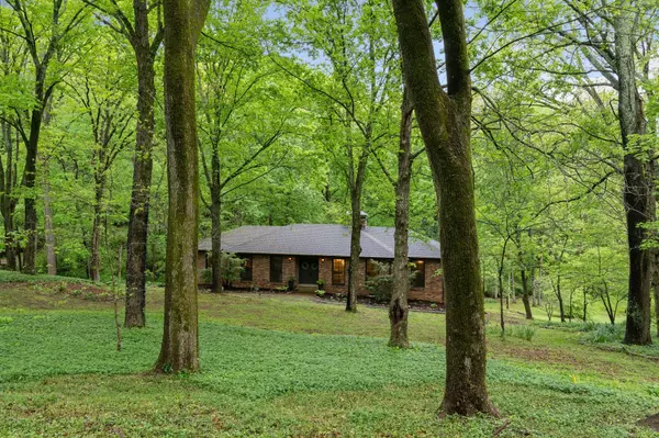 Nashville, TN 37215,1905 Cromwell Dr