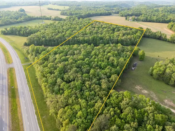 2694 Winchester Hwy, Flintville, TN 37335