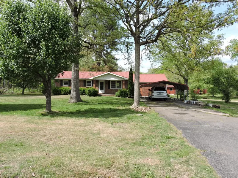 670 Sunset Cir, Manchester, TN 37355