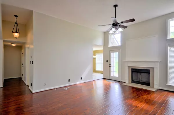 Adams, TN 37010,4434 Monticello Trce