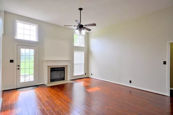 Adams, TN 37010,4434 Monticello Trce