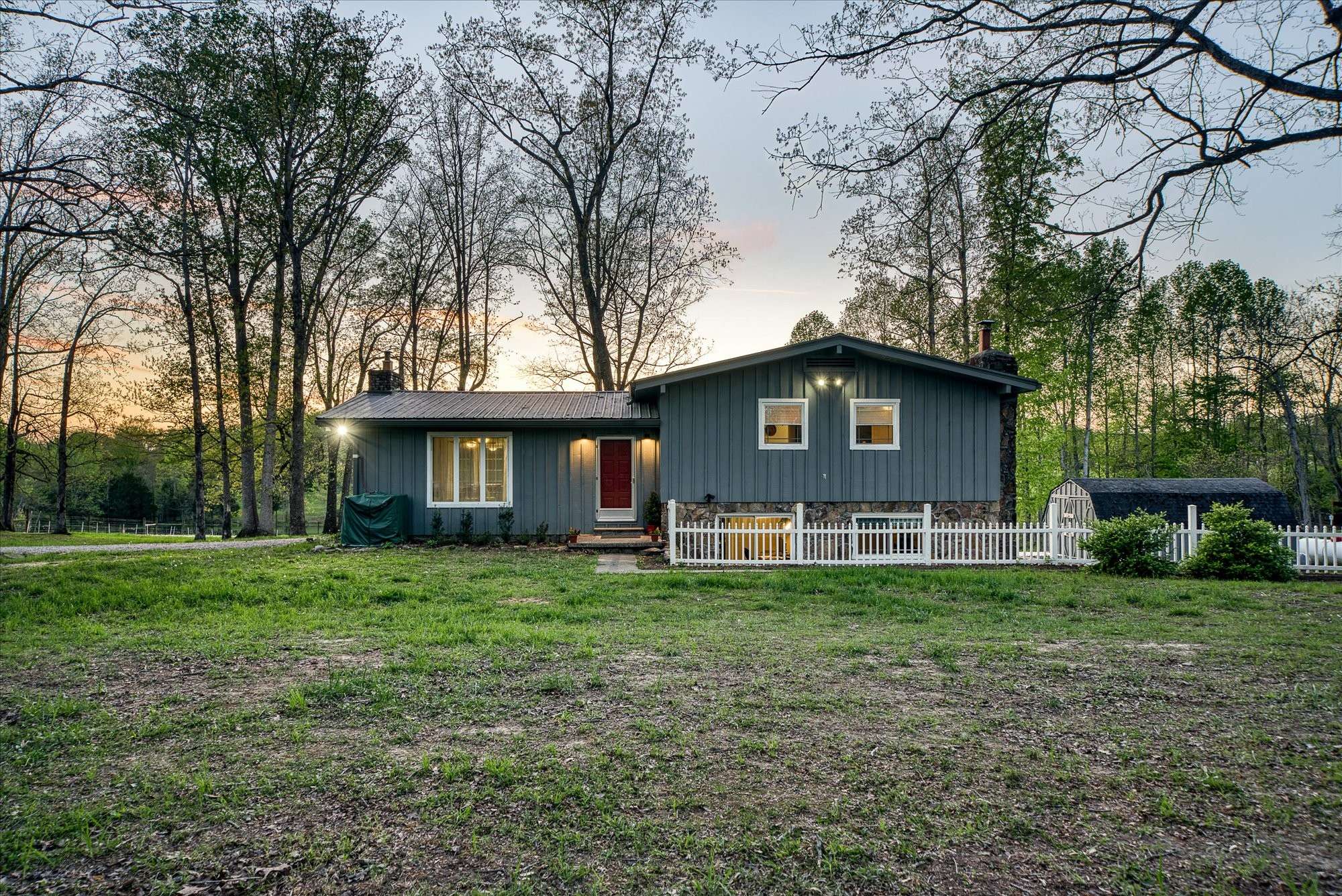 1563 Boyd Creek Rd, Sparta, TN 38583