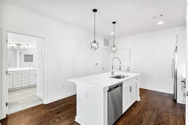 Nashville, TN 37209,1677 54th Ave #N #418