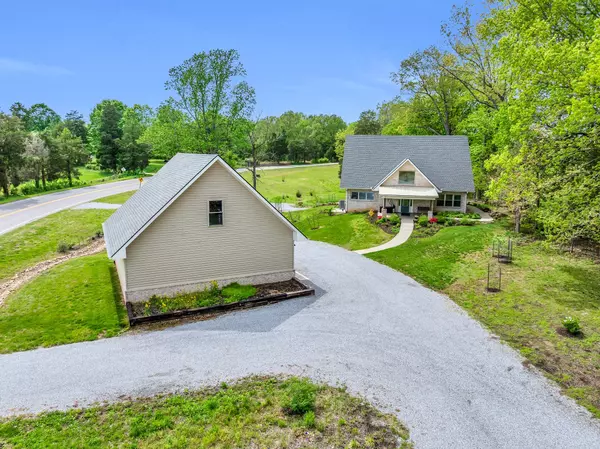 Vanleer, TN 37181,4122 Highway 49 West