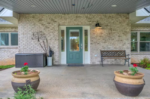 Vanleer, TN 37181,4122 Highway 49 West