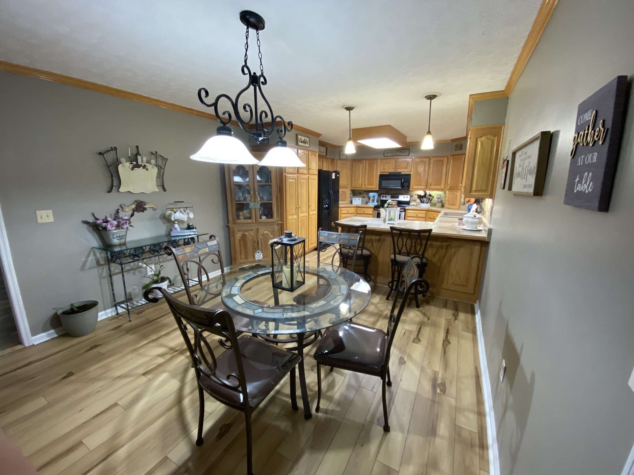 Lafayette, TN 37083,172 Landrum Ln