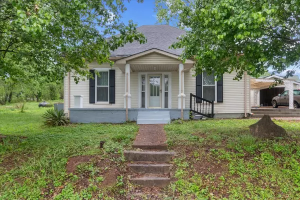 Culleoka, TN 38451,1049 Depot St