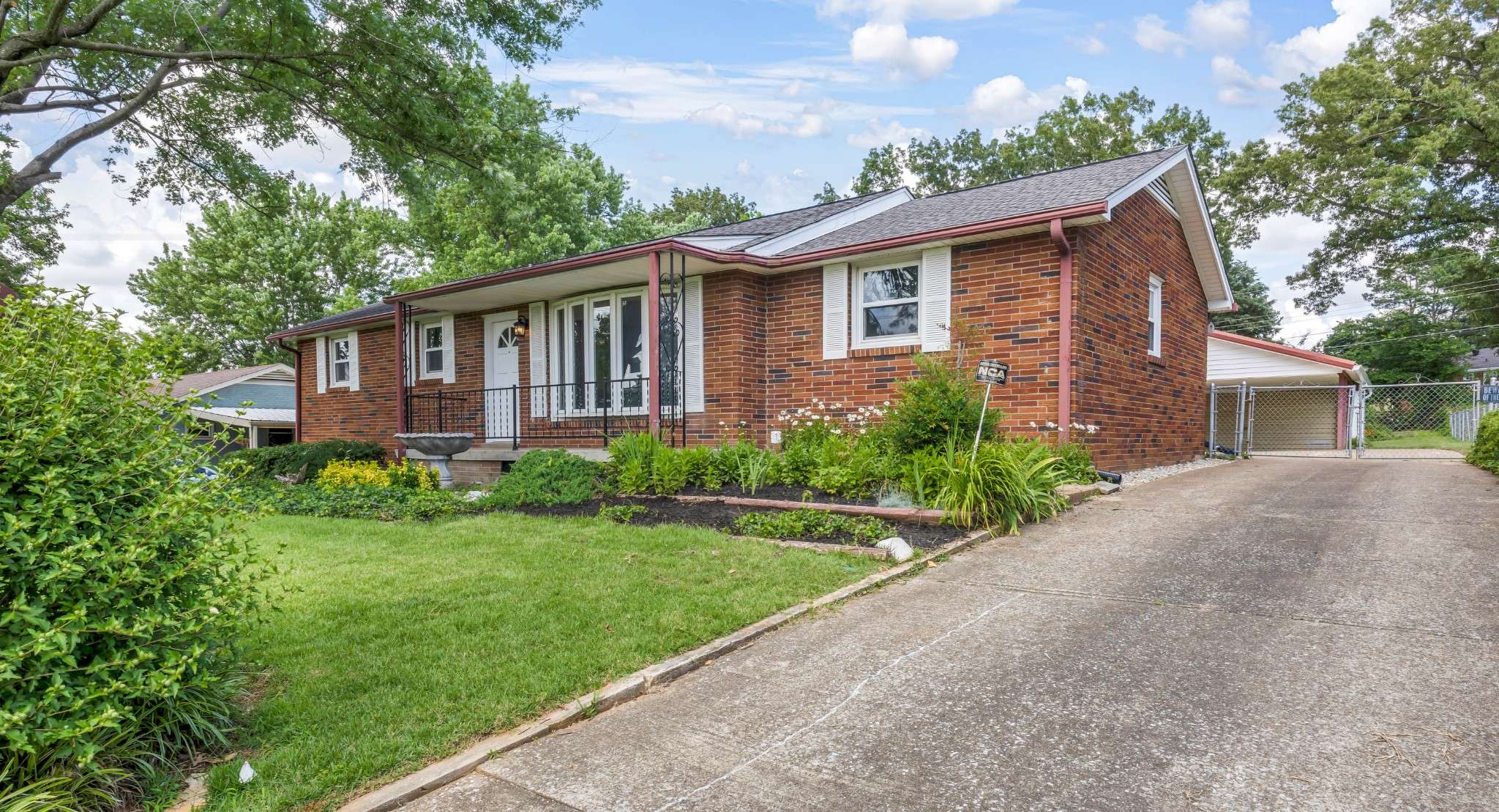 Clarksville, TN 37042,208 Orleans Dr