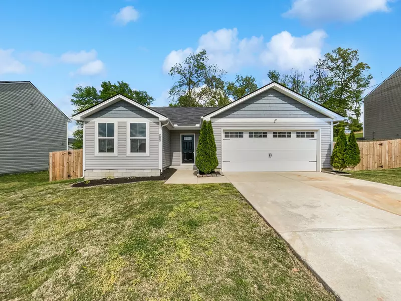 209 Nottingham Ln, La Vergne, TN 37086