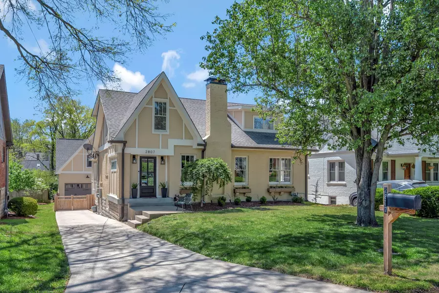 2807 W Linden Ave, Nashville, TN 37212