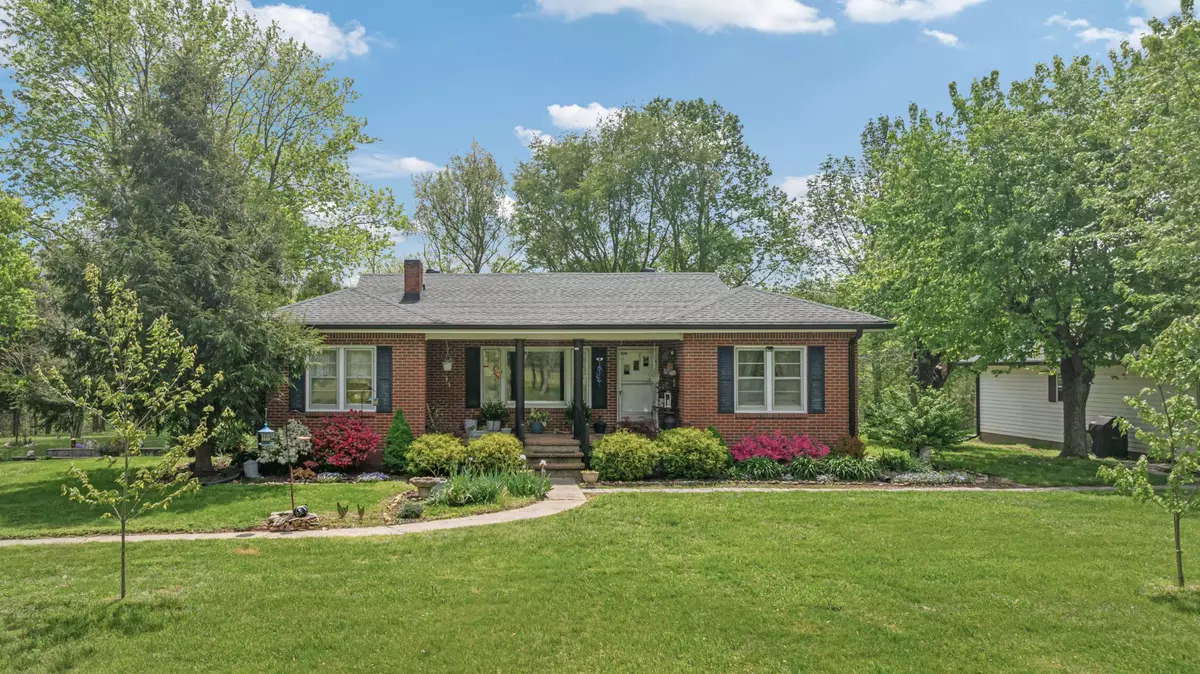Westmoreland, TN 37186,1164 Hirestown Rd