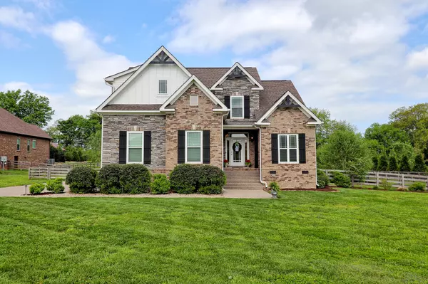 3020 Cross Gate Ln, Columbia, TN 38401