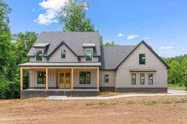 1319 Shady Grove Rd, Clarksville, TN 37043