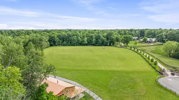 Franklin, TN 37064,3988 Casparis Rd