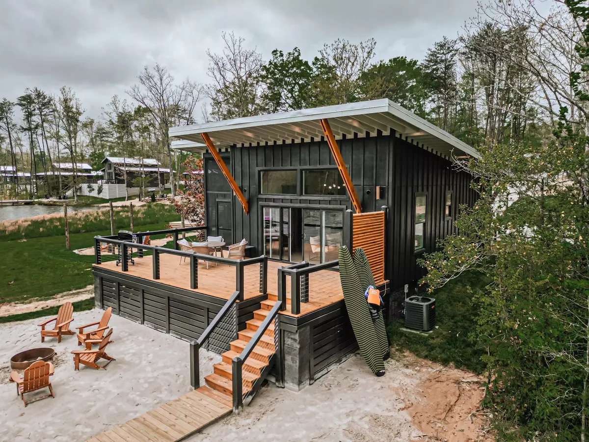 Tracy City, TN 37387,135 Hemlock Cove