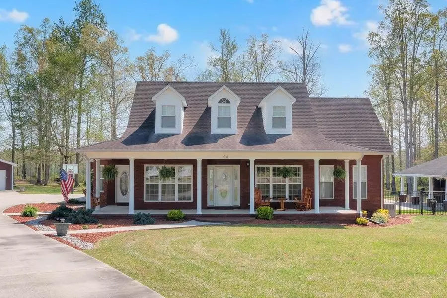 64 Robert E Lee Dr, Manchester, TN 37355