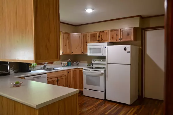 Camden, TN 38320,185 Benco Hills Dr