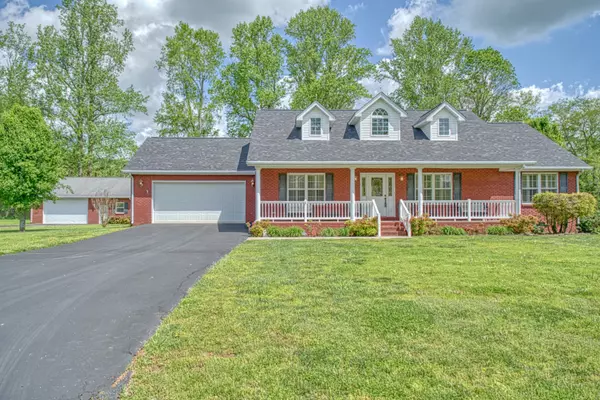4032 Juanita Dr #NE, Cookeville, TN 38506