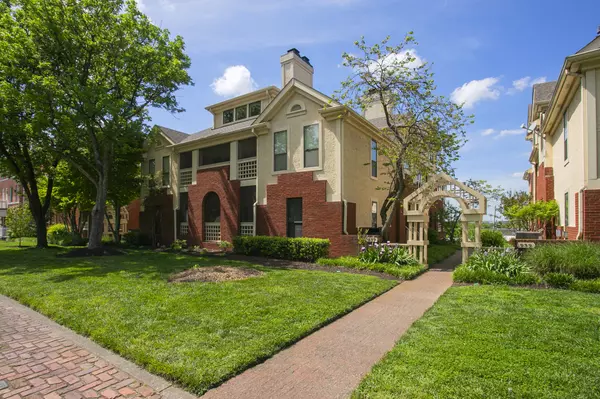 Nashville, TN 37206,937 Russell St #7