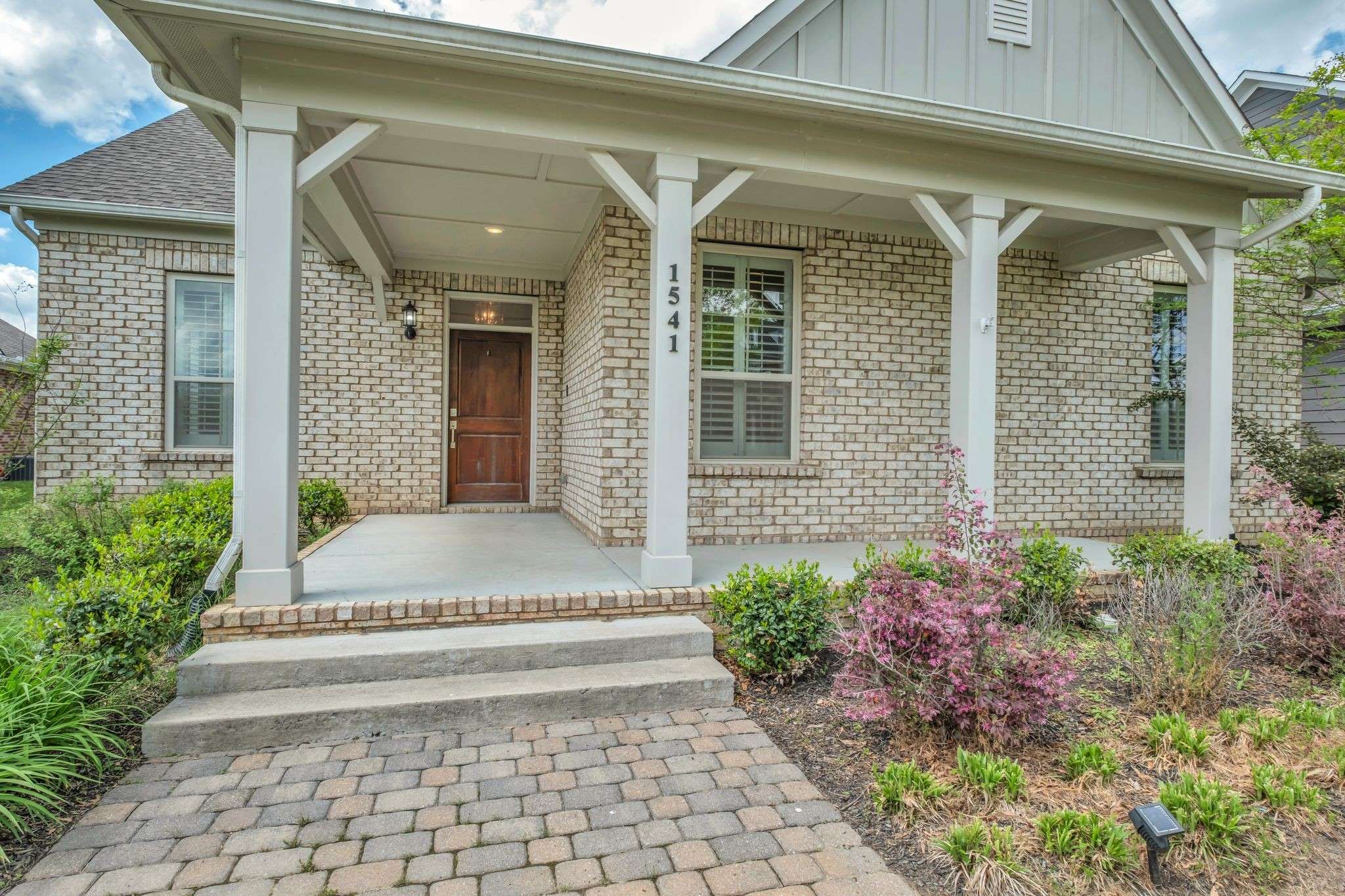 Hendersonville, TN 37075,1541 Drakes Creek Rd