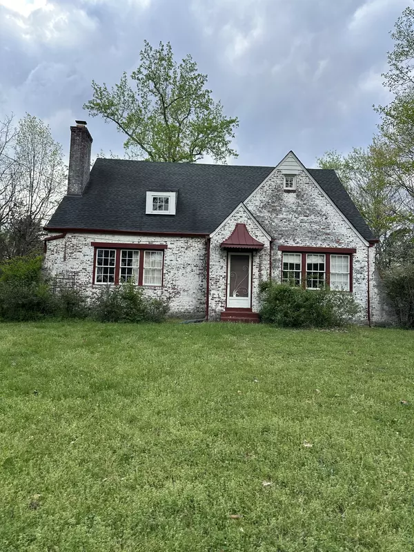 Nashville, TN 37205,206 Haverford Ave