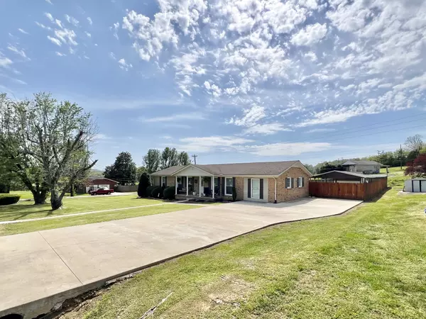 200 N Tidwell Cir, Pulaski, TN 38478