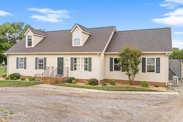 Rockvale, TN 37153,1639 Jarratt Dr