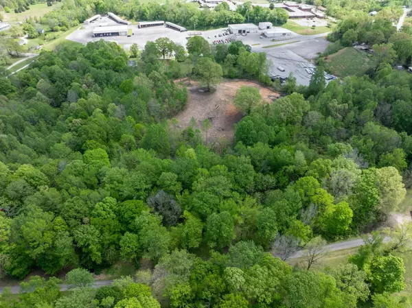 Charlotte, TN 37036,4017 Highway 48 #N