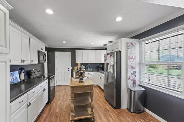 Hendersonville, TN 37075,127 Fairways Dr