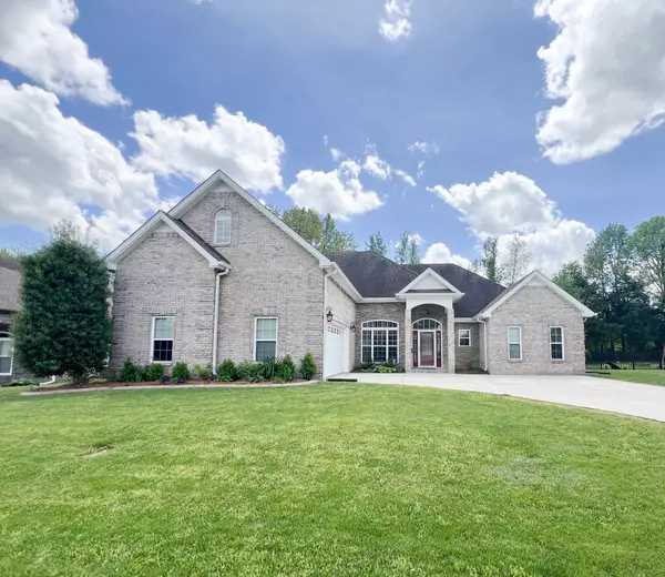 Clarksville, TN 37043,958 Willow Cir