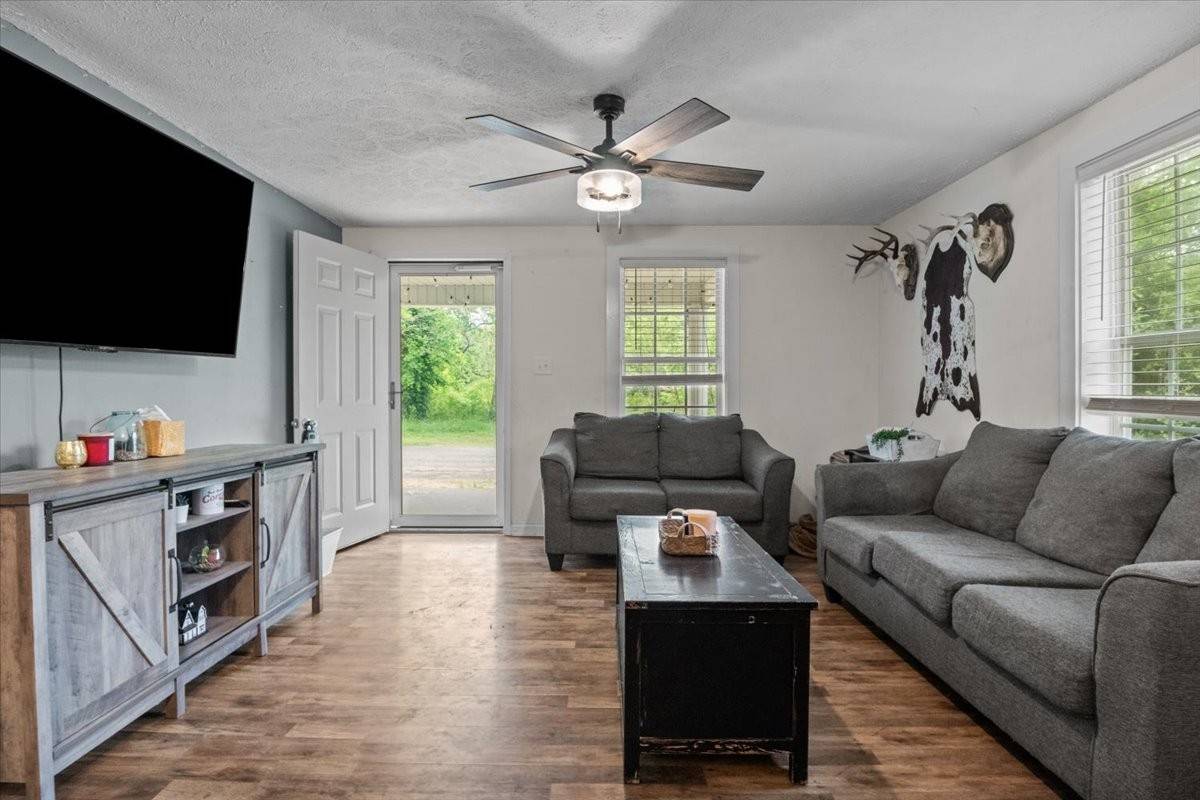 Waverly, TN 37185,419 E Commerce St