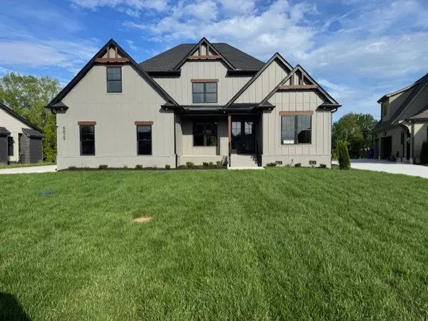 6829 Springwater St, Smyrna, TN 37167