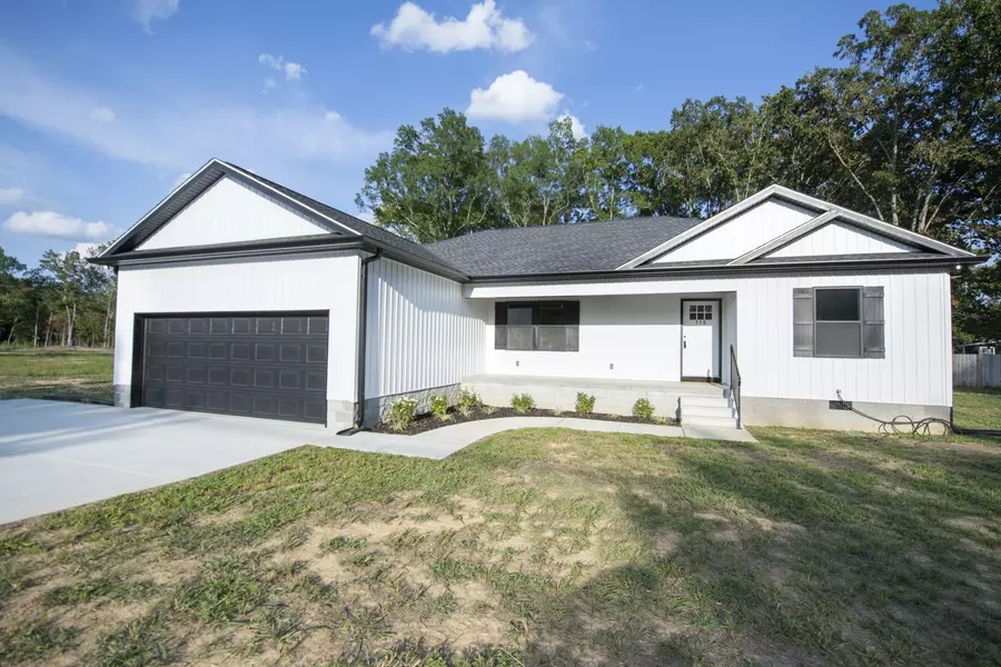 116 Carter Blake Rd, Tullahoma, TN 37388