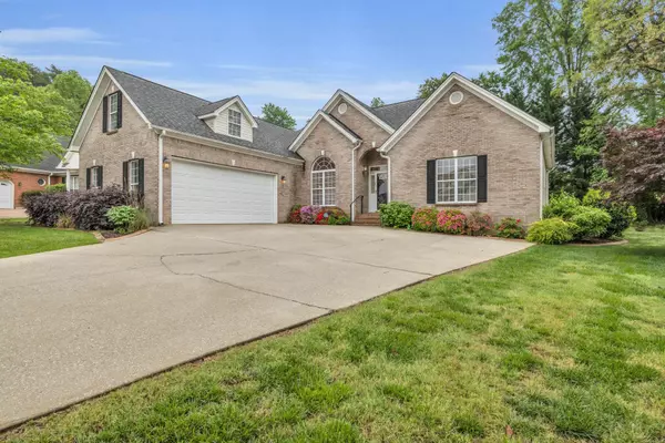 Hixson, TN 37343,6292 Heritage Ridge Drive