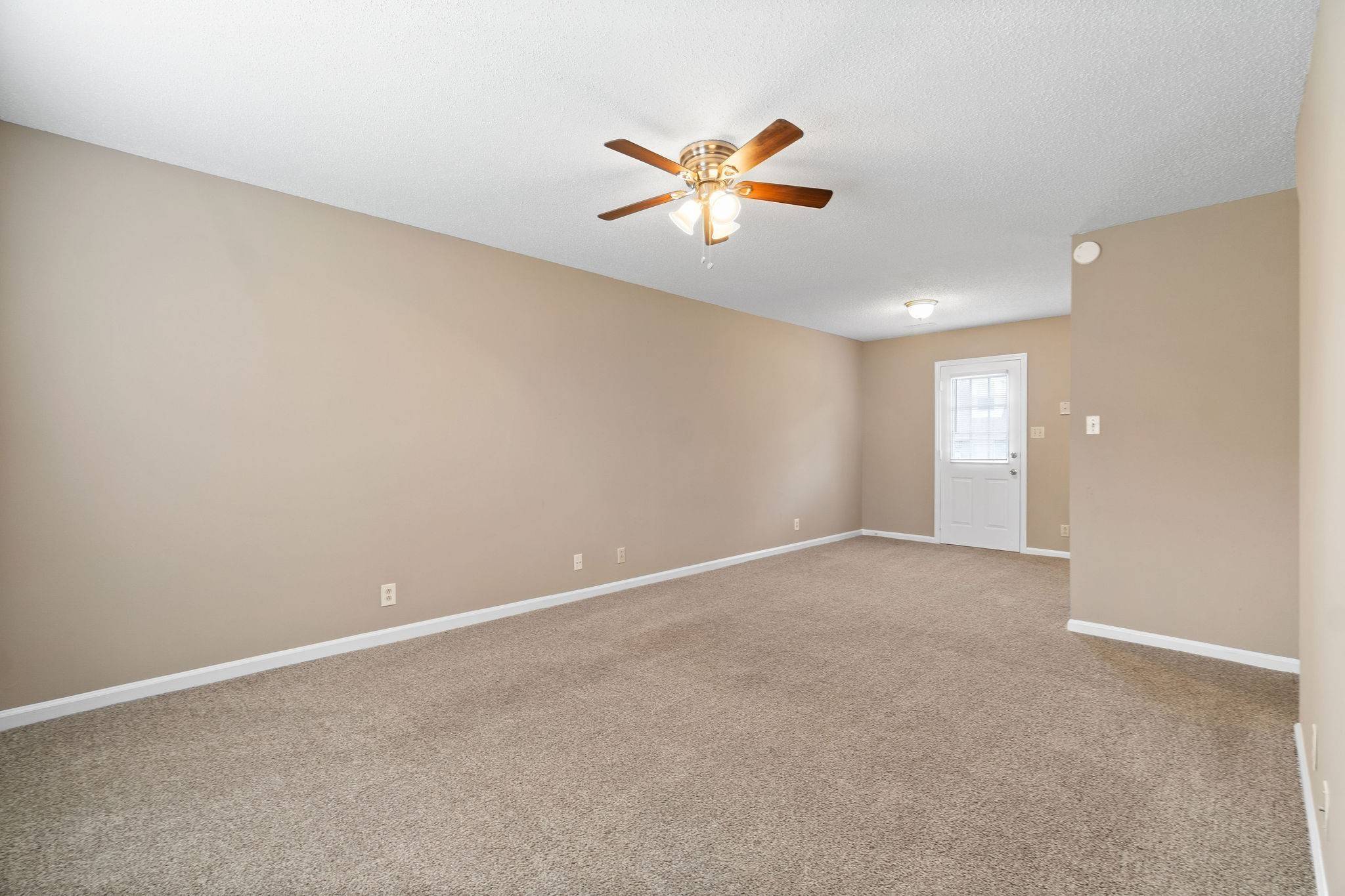 Clarksville, TN 37042,202 Harrier Ct