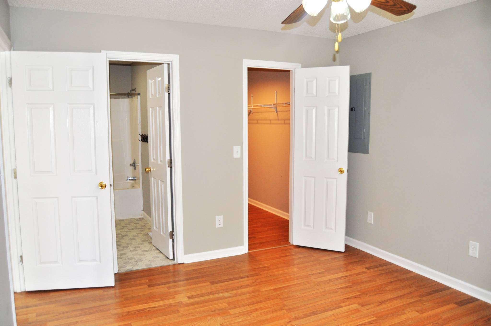 Decherd, TN 37324,104 3rd Ave #N