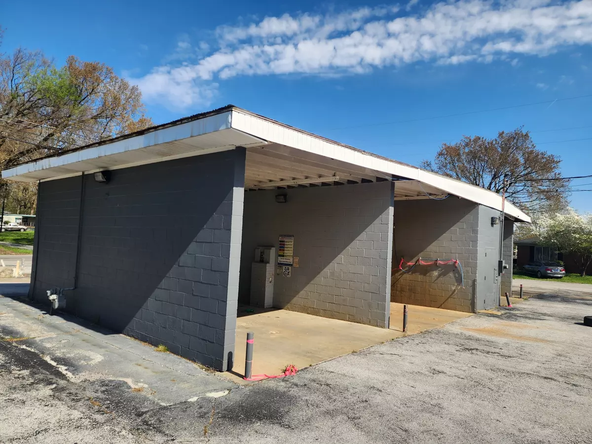 Hopkinsville, KY 42240,1750 Greenville Rd