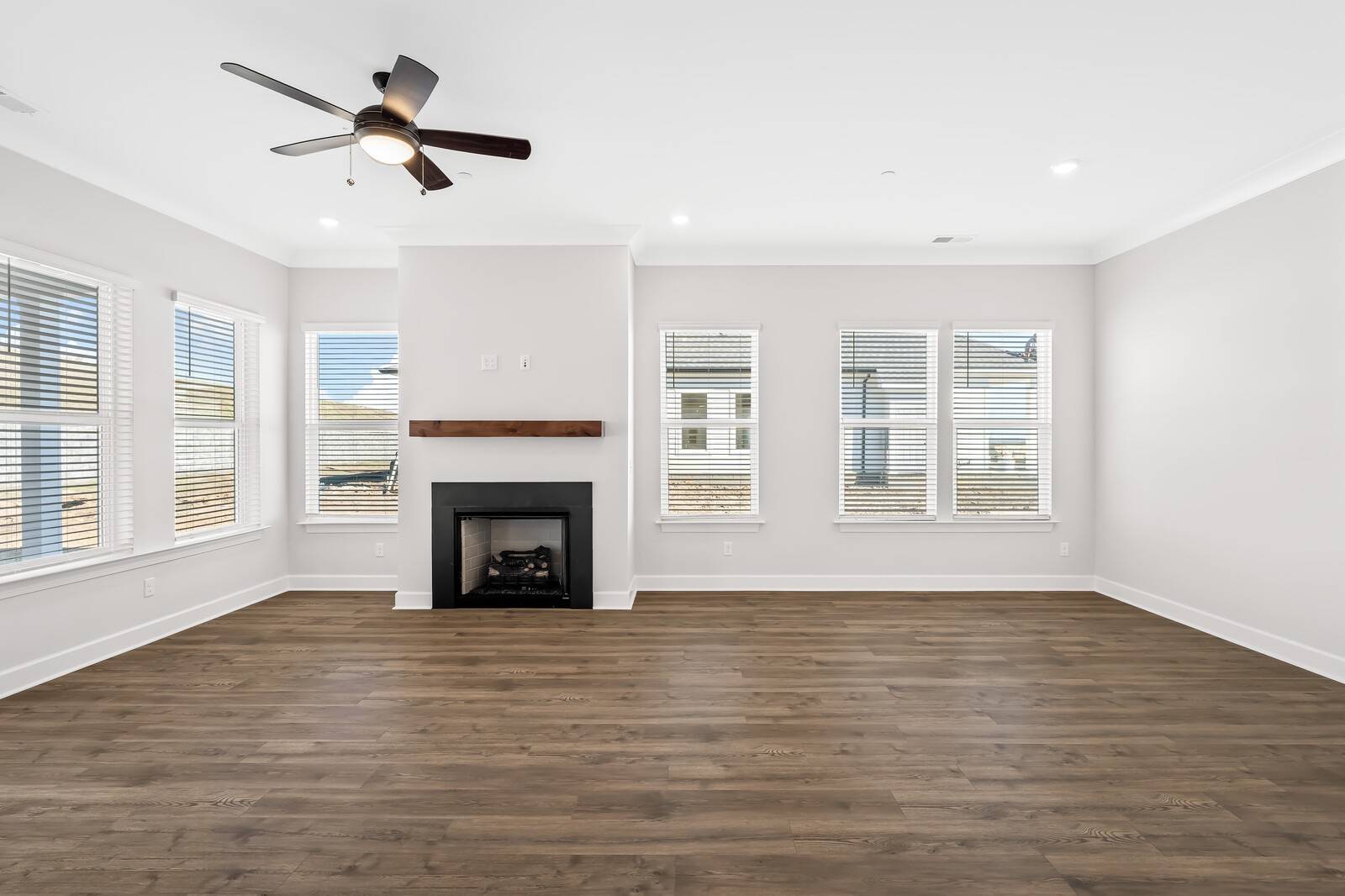 Thompsons Station, TN 37179,462 Buckwood Avenue #W