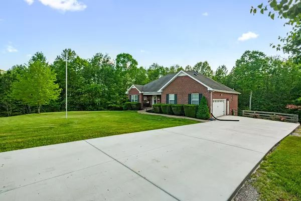 Hohenwald, TN 38462,204 Commanche Dr
