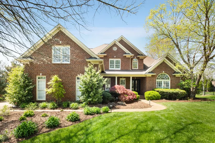 1136 Haverhill Dr, Brentwood, TN 37027