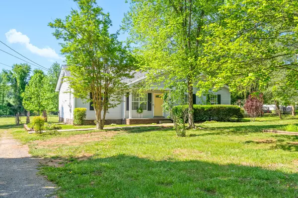 Woodlawn, TN 37191,2442 Chester Harris Rd