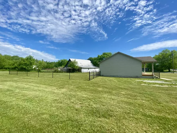 Lynnville, TN 38472,204 Fry Branch Rd