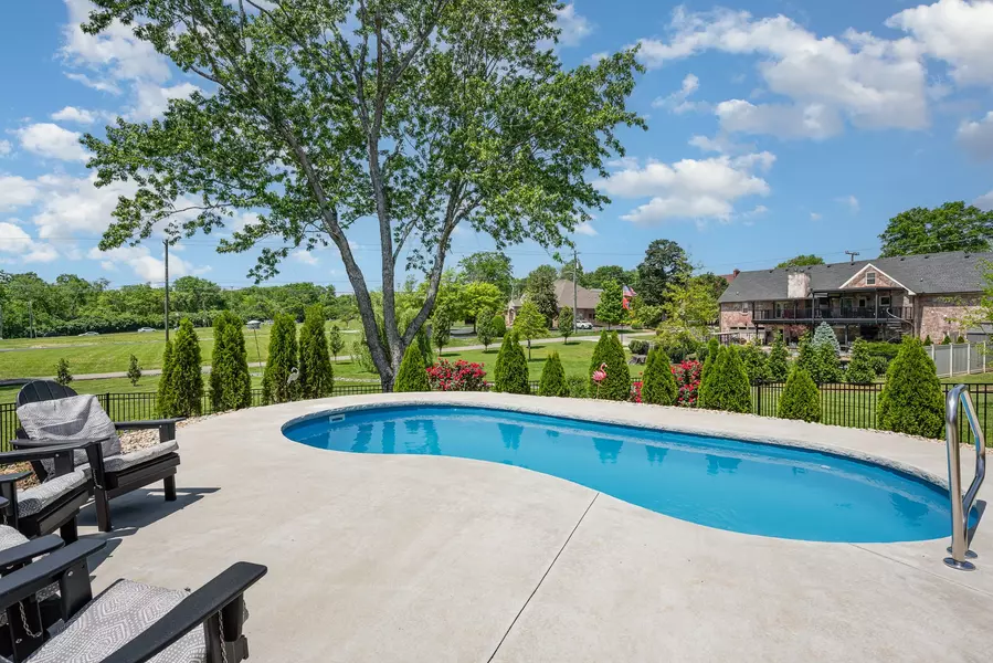 502 Brandywine Dr, Old Hickory, TN 37138