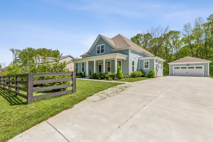7205 Lake Rd, Fairview, TN 37062