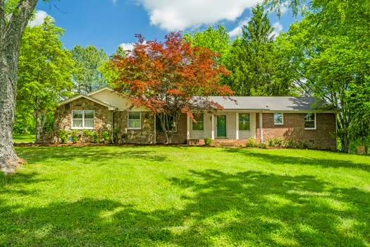 Hendersonville, TN 37075,302 Hunters Ln