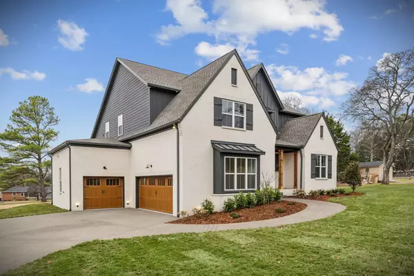 Nashville, TN 37214,2333 Selma Ave