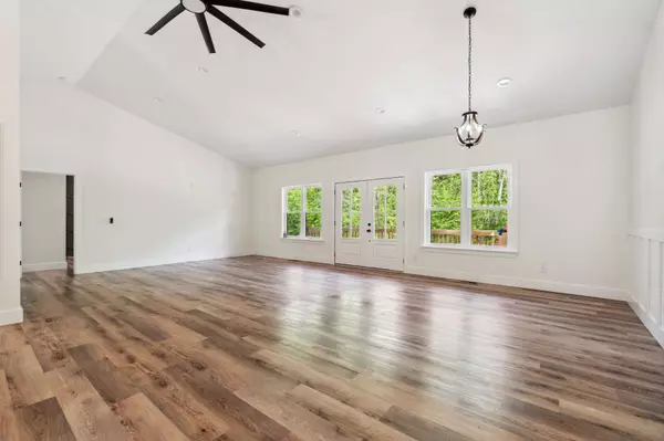 Pleasant Shade, TN 37145,45 Kemp Hollow Rd